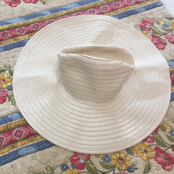 Silence + Noise UO Straw Wide Brim Floppy Hat P/5/A888 - Picture 5 of 9